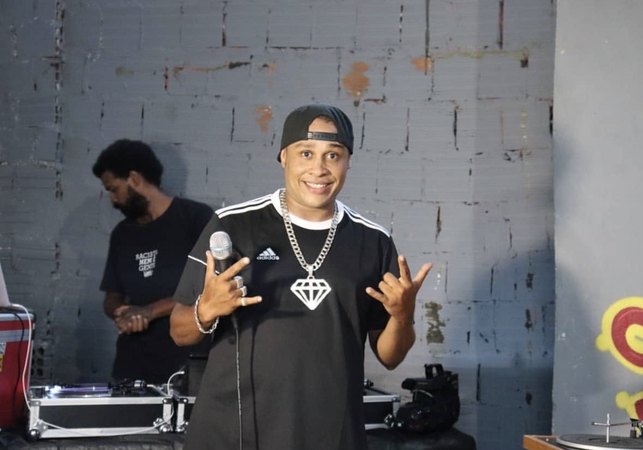 Cantor de rap alagoano Pedrinho F.Z.N. é encontrado morto dentro de casa, na Jatiúca