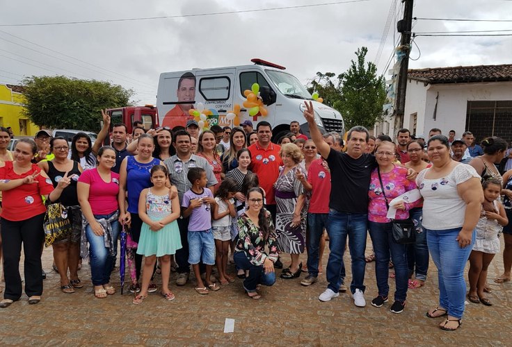 Vereador Thiago ML doa ambulância para Vila São José e região