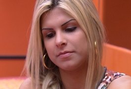 'BBB15': Julia sobre Fernando: 'Extremamente falso'