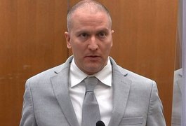 Justiça sentencia policial que matou George Floyd a 22 anos e meio de prisão nos EUA