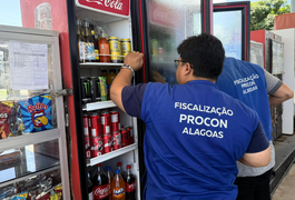 Procon-AL autua postos de combustíveis e apreende produtos vencidos na operação Consumo Seguro