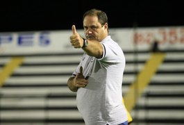 Técnico Vica é demitido do comando técnico do ASA