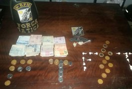 Militares estouram boca de fumo no Manoel Teles, em Arapiraca