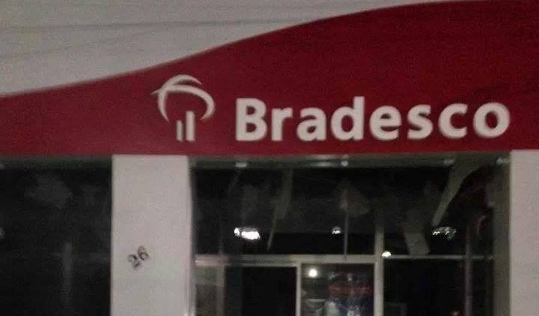 Assaltantes explodem agência bancária de Craíbas