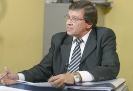 Desembargador João Luiz Azevedo toma posse nesta quinta-feira (22)