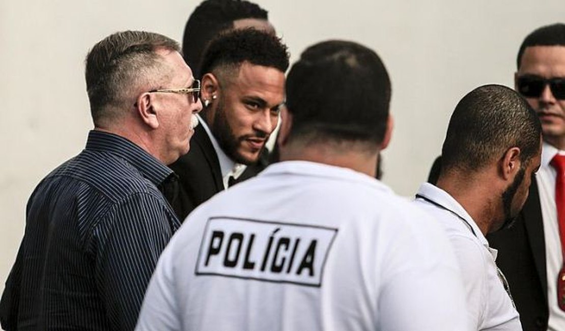 Assessor de Neymar depõe e diz que agiu a pedido do jogador em vídeo divulgado