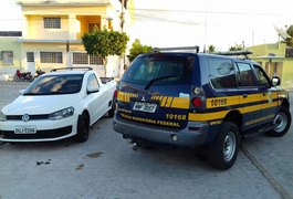 PRF recupera veículo roubado no interior de Alagoas
