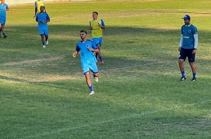 Cruzeiro de Arapiraca divulga lista de relacionados para estreia no Alagoano 2026