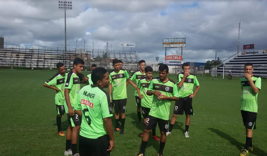 Parceria do Arasport com o ASA garante treinamento do futebol de base no Coaracy