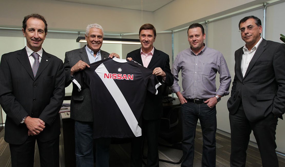 Vasco anuncia patrocínio da Nissan