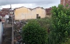 Acumulo de lixo no bairro Brasília