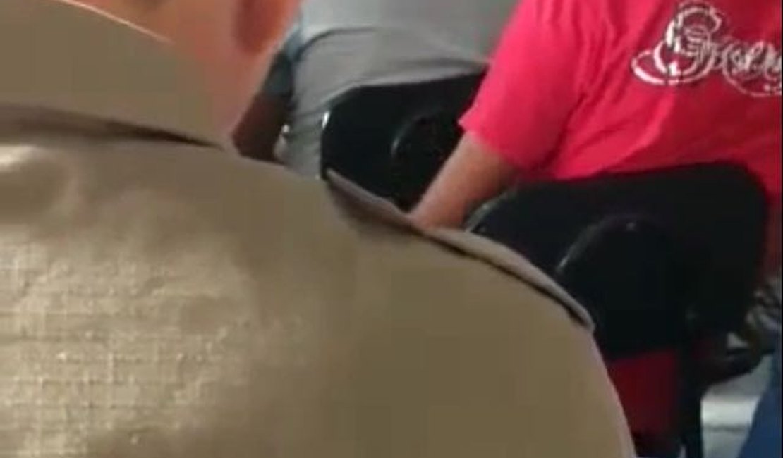 |Vídeo| Diretor da SMTT reclama de agentes por só notificarem 12 condutores no centro de Arapiraca