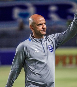 Após renúncia de Ômar Coelho, CSA confirma saída do técnico Adriano Rodrigues