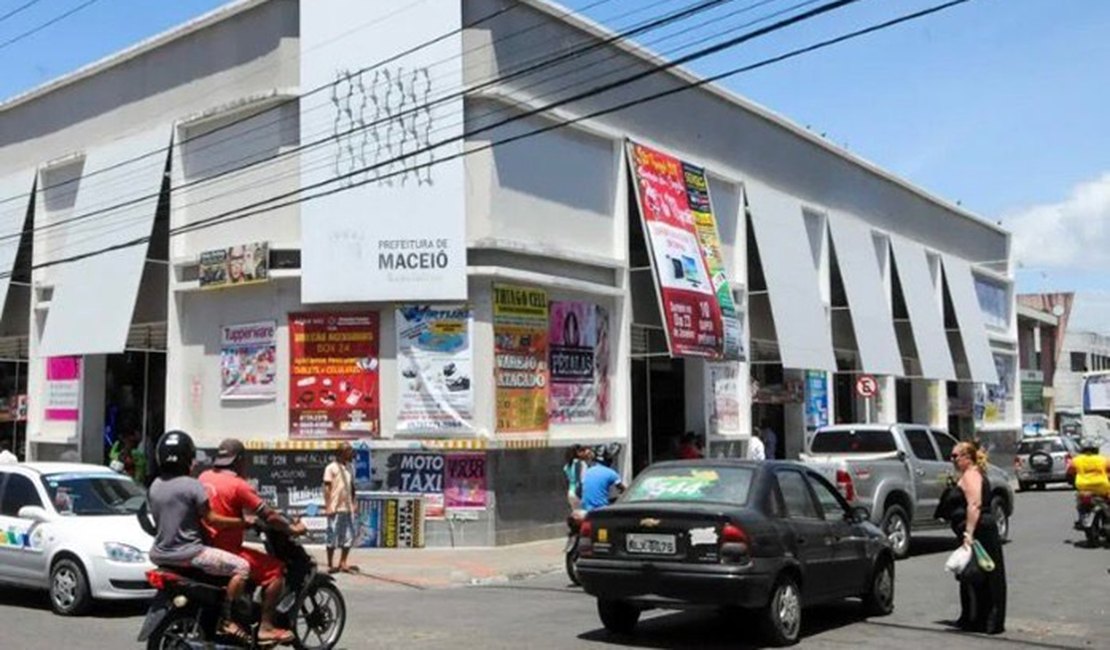 Importante centro comercial e de serviços, Shopping Popular de Maceió completa 14 anos