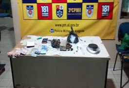 PM prende jovem com drogas e celulares roubados na Barra de Santo Antônio