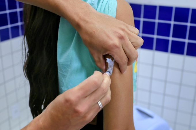 Vacina+ percorre 82 municípios e analisa quase 10 mil cadernetas de vacinação em 2025