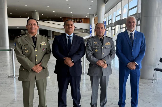 Governo de Alagoas adere ao Programa Brasil Contra o Crime Organizado, lançado nesta terça pelo presidente Lula