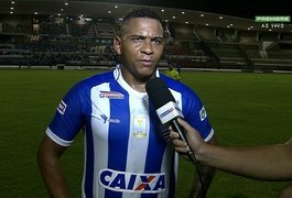 Atacante do CSA, Walter é afastado dos gramados após ser pego em doping