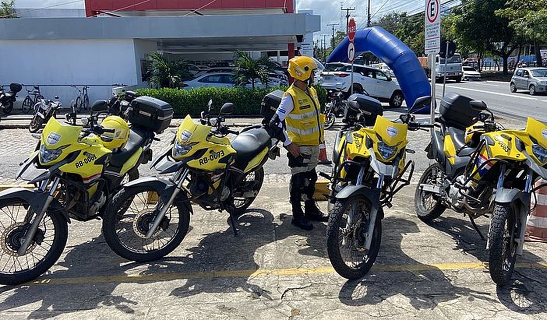 Funcionário de pousada é preso por desacatar agentes do Ronda no Bairro, em Maceió