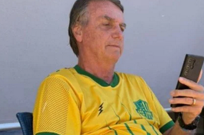 Zanin marca julgamento de Bolsonaro no STF; confira data