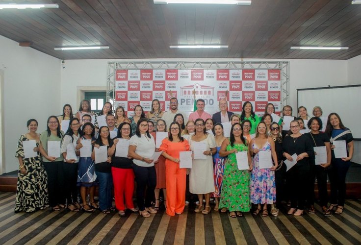 Prefeito Ronaldo Lopes efetiva gestão democrática na Semed Penedo e empossa diretores aprovados no PSS Gestor Escolar