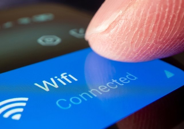Discussão por senha de Wi-Fi termina em agressões entre mãe e filha e TV quebrada em Arapiraca