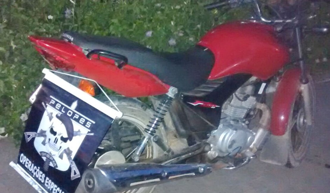 Meia hora depois, Pelopes recupera motocicleta roubada em Arapiraca