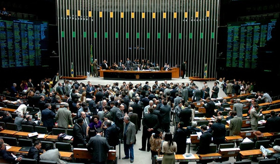 Deputados elegem nesta quinta presidente da Câmara para os próximos dois anos