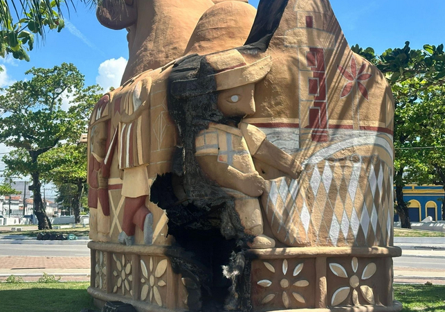 Após vandalismo contra escultura do mestre João das Alagoas em Maceió, secretaria alerta que atos semelhantes serão punidos com rigor