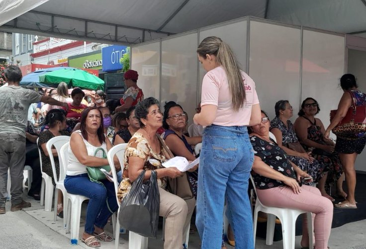 Outubro Rosa: Saúde promove combate ao câncer de mama no Centro de Maceió