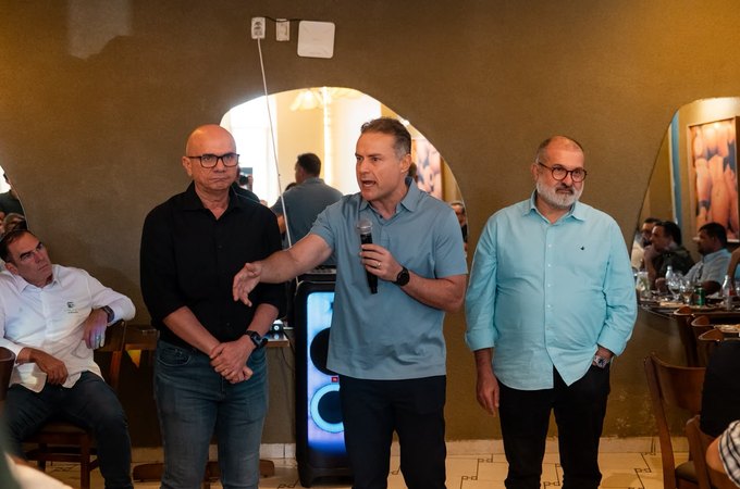 Renan Filho defende diálogo e previsibilidade em encontro com atacadistas de Alagoas
