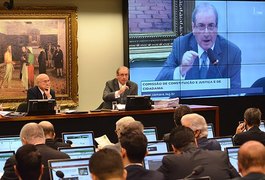 Dez partidos prometem votar pela cassação de Cunha na Câmara