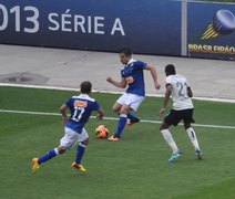 Cruzeiro empata com o Corinthians e abre 8 pontos na liderança