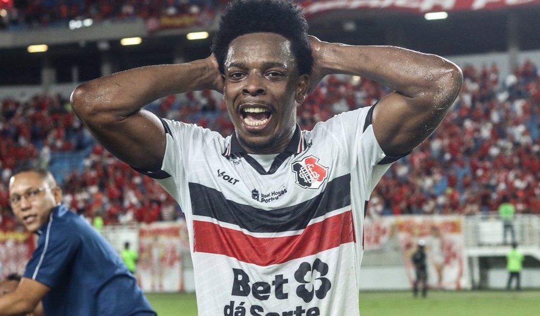 Santa Cruz busca empate com o América-RN e sobe para a Série C