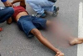 Motociclista sofre fratura exposta em acidente com caminhão betoneira em Maceió