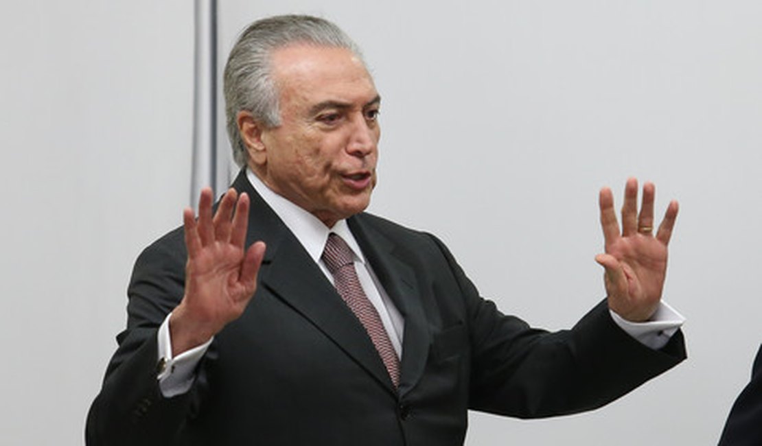 Temer anuncia que usará Forças Armadas para conter crise carcerária