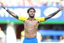 Neymar homenageia Romário em comemoração e manda recado para brasileiros: 'Podem sonhar'