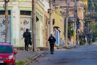 PM do RJ prende 13 em ação contra Comando Vermelho; 4 morreram