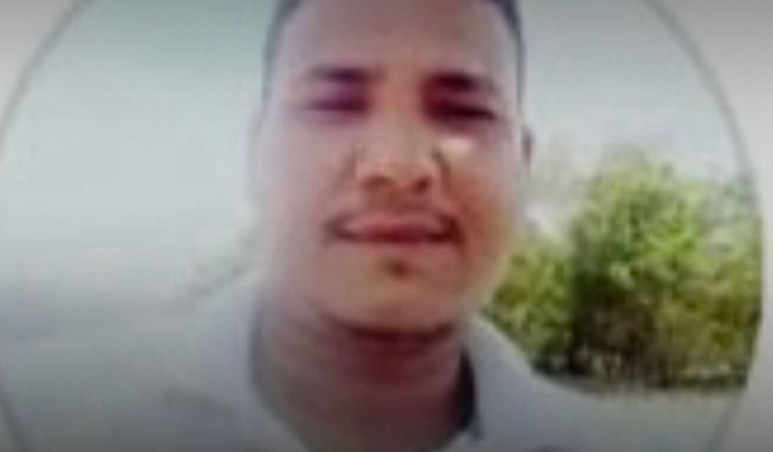 Criminoso encapuzado mata homem na sala de residência em Delmiro Gouveia