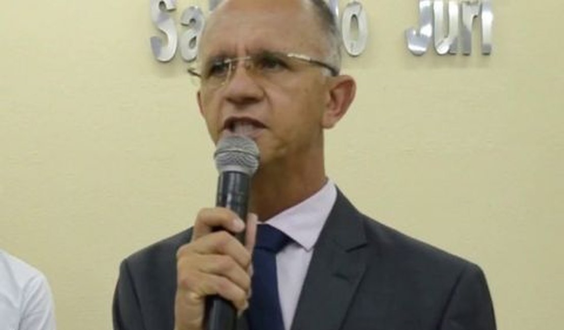 Vereadores de São José da Tapera votam impeachment contra prefeito