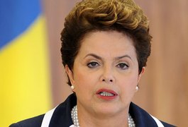 Dilma defende reforma política e apuração de denúncias envolvendo a Petrobras