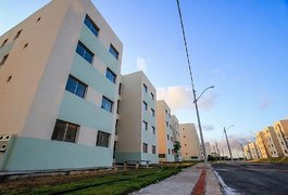 Após duplo homicídio, moradores abandonam imóveis em residencial no Benedito Bentes, em Maceió