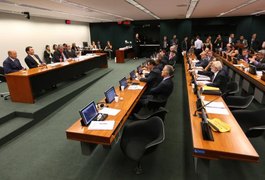 Comissão da reforma da Previdência aprova 62 requerimentos para audiências