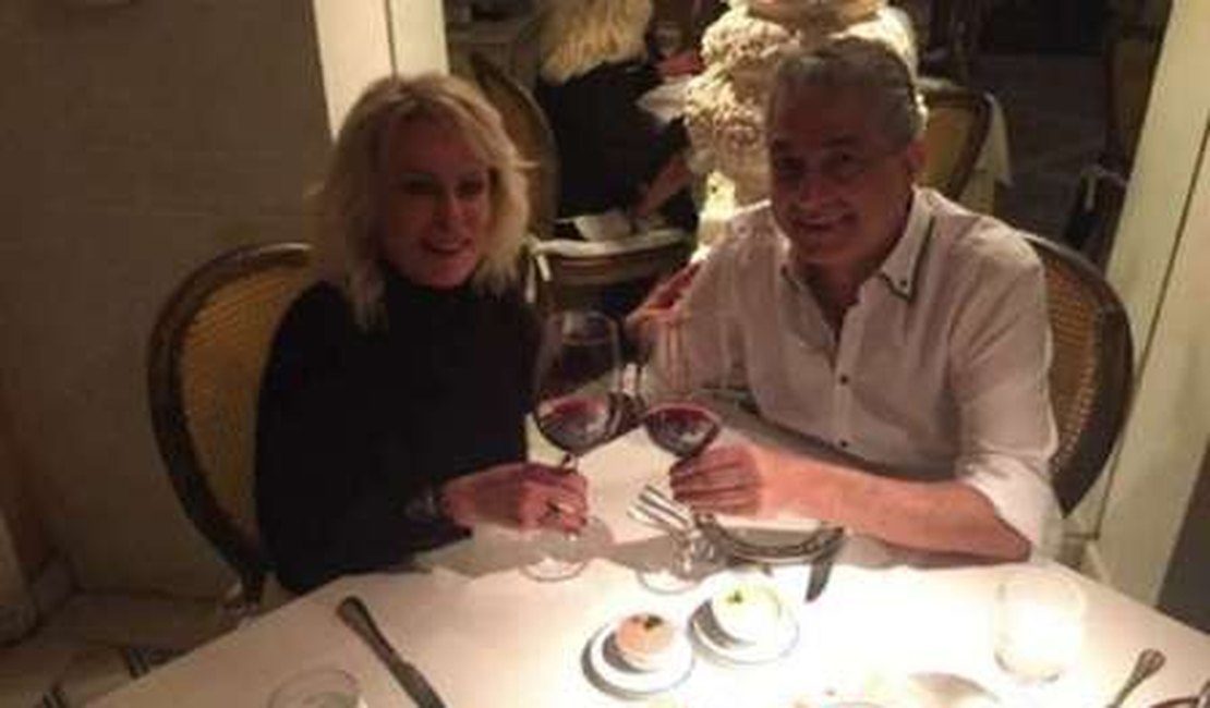 Ana Maria Braga é vista em restaurante com ex de Luiza Brunet