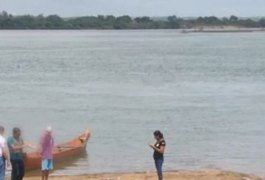 Corpo com perfurações é encontrado por populares no Rio São Francisco, em AL