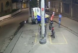 Cliente conta detalhes sobre assalto a frentista em posto de Arapiraca: 'Estava tremendo'