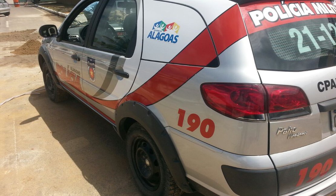 Homens roubam veículo no bairro Santa Esmeralda, em Arapiraca