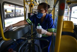 Precisa sair? Aprenda a se proteger do coronavírus no ônibus