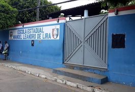 Estudante quebra objetos, bate em colega, faz ameaças e tenta agredir funcionários em escola de Feira Grande