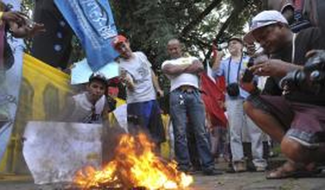 Movimentos sociais iniciam hoje série de protestos até a Copa do Mundo